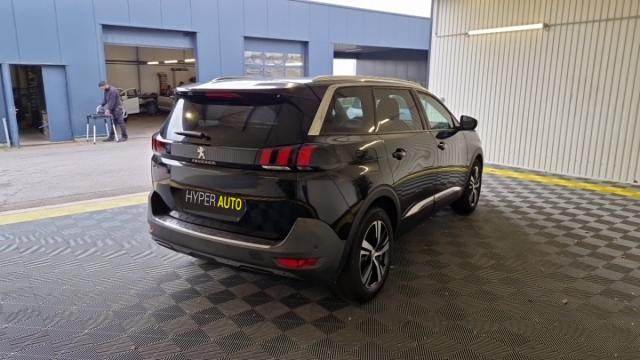 Peugeot 5008 image 6