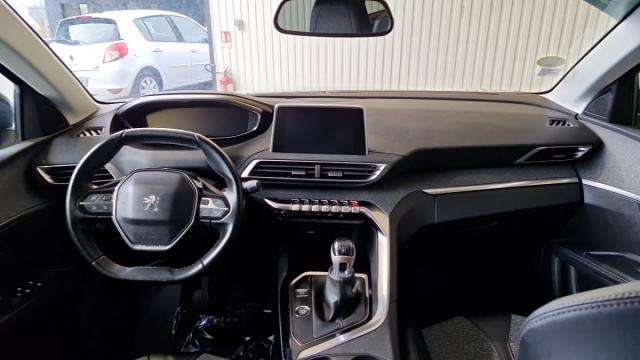 Peugeot 5008 image 4