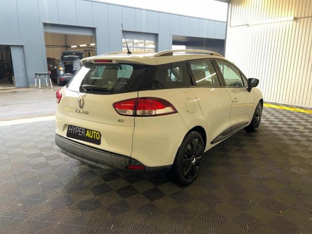 Renault Clio Estate image 2