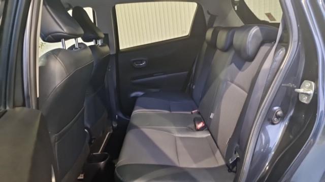 Toyota Yaris image 8