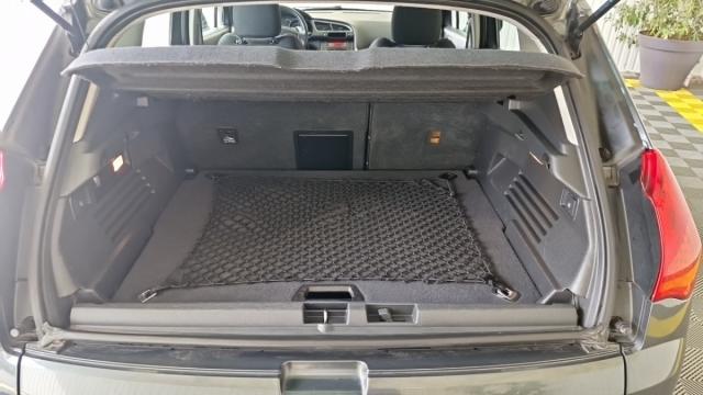 Peugeot 3008 image 2