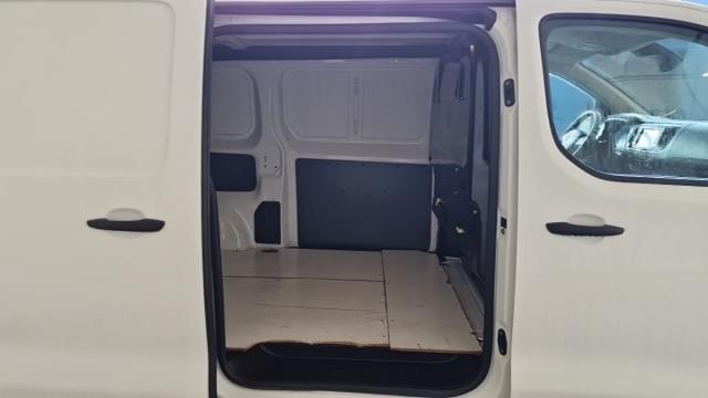 Opel Vivaro image 5