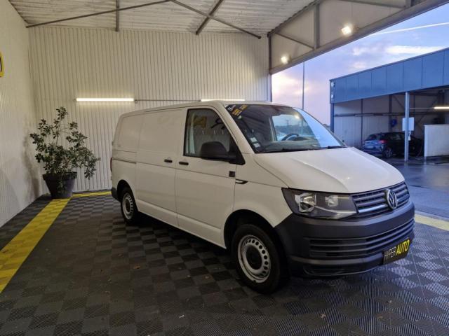 Volkswagen Transporter image 1