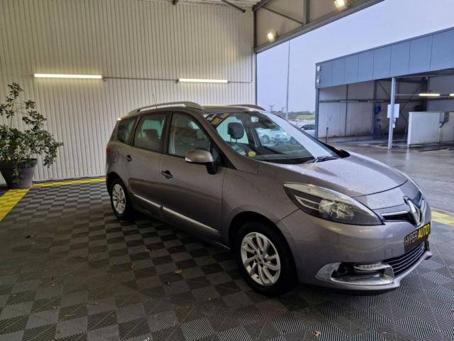 Renault Grand Scénic image 6