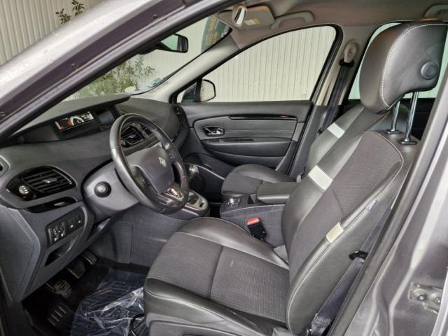 Renault Grand Scénic image 9