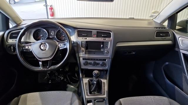 Volkswagen Golf image 7