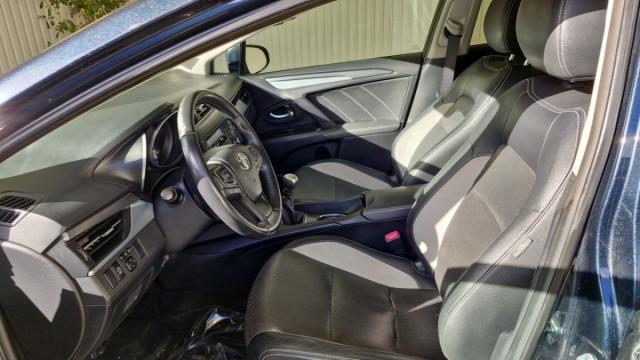 Toyota Avensis image 6