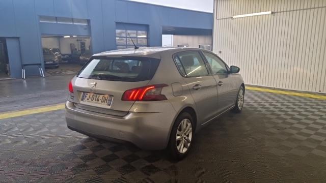 Peugeot 308 image 1