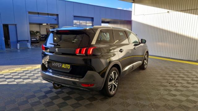 Peugeot 5008 image 6