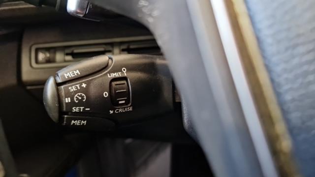 Peugeot 5008 image 3