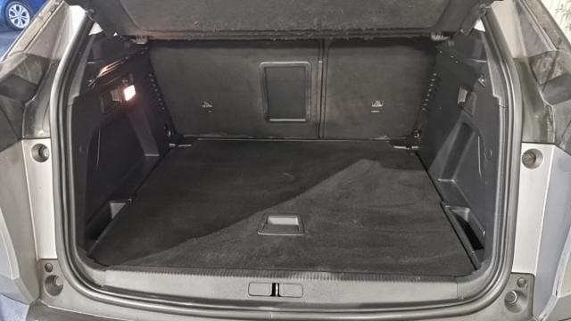 Peugeot 3008 image 8