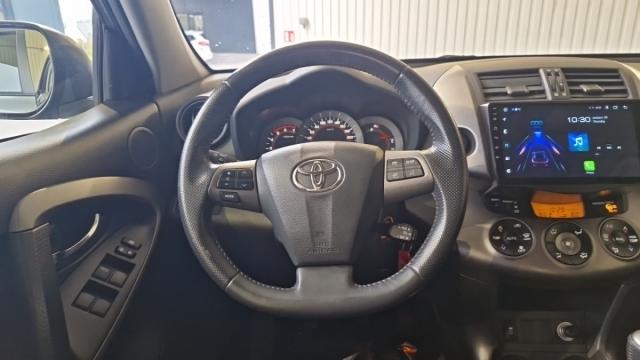 Toyota Rav4 image 4