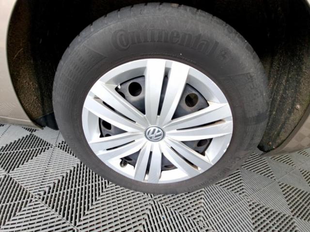 Volkswagen Touran image 2