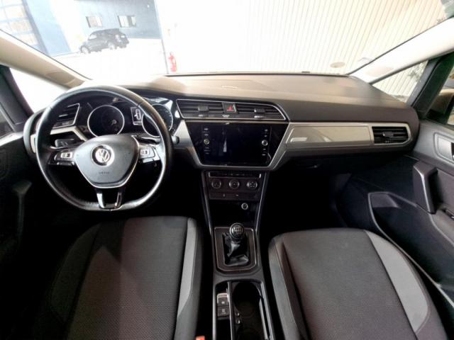 Volkswagen Touran image 9