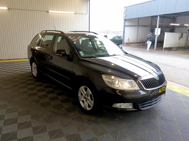 Skoda Octavia image 1