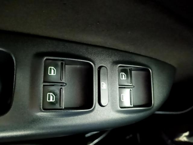 Skoda Octavia image 8