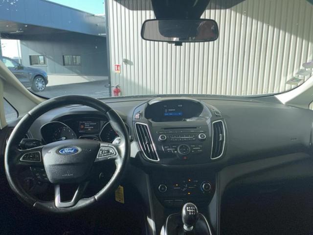 Ford C-Max image 9