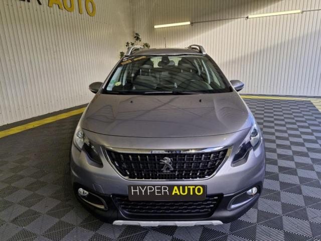 Peugeot 2008 image 1