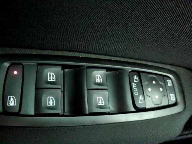 Renault Mégane Estate image 2