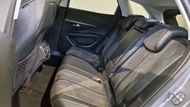 Peugeot 3008 image 9