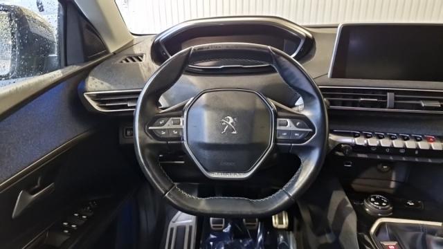 Peugeot 3008 image 1