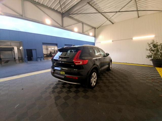 Volvo Xc40 image 2