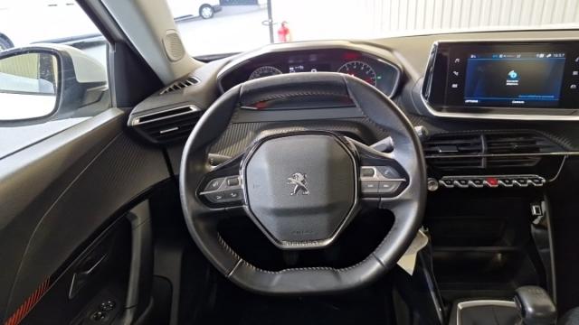 Peugeot 2008 image 8