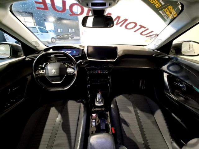 Peugeot 2008 image 3