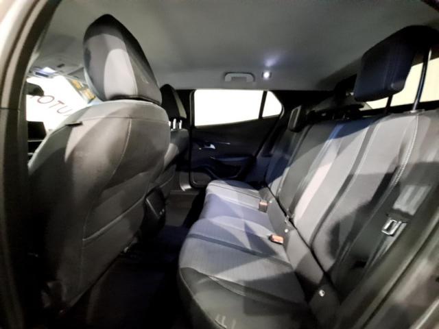 Peugeot 2008 image 9