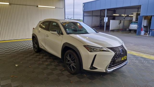 Lexus Ux image 3