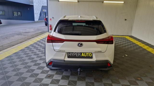 Lexus Ux image 2