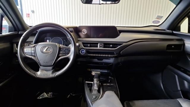 Lexus Ux image 7