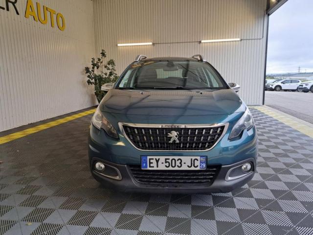 Peugeot 2008 image 2