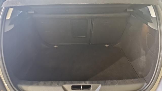 Peugeot 308 image 4
