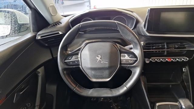 Peugeot 2008 image 5