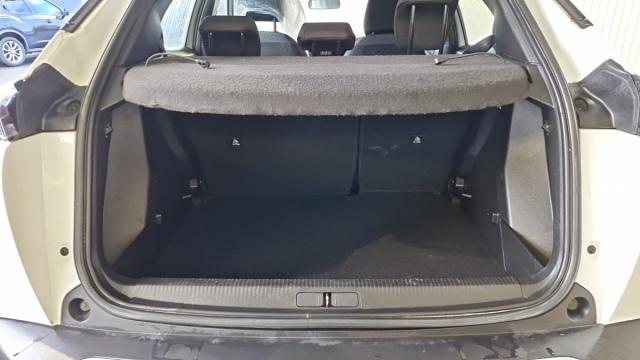 Peugeot 2008 image 9