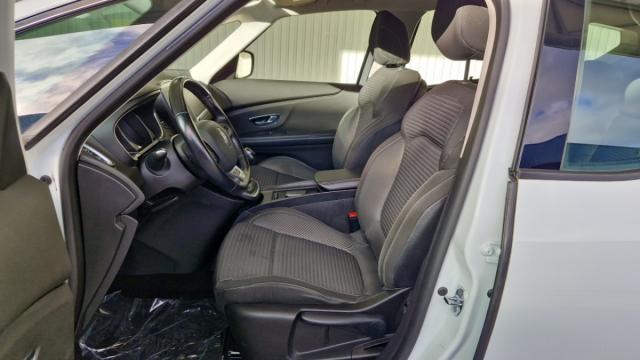 Renault Scénic image 7