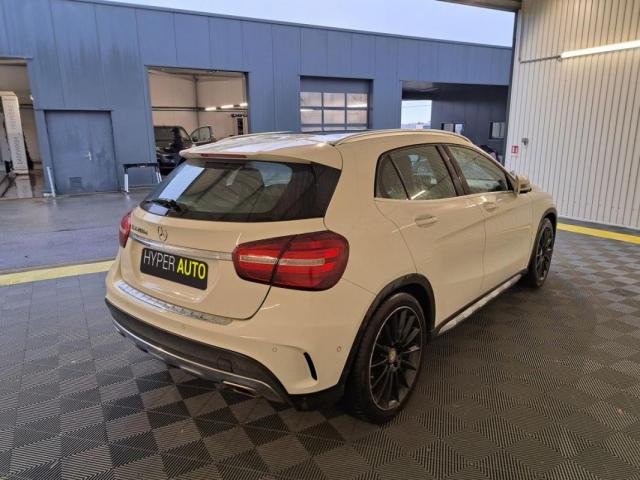 Mercedes Benz Gla image 8