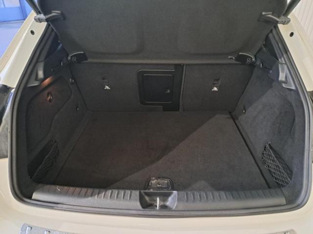 Mercedes Benz Gla image 6