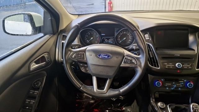 Ford Focus image 6