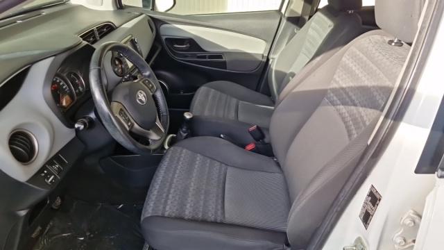 Toyota Yaris image 2