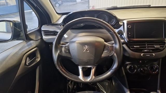 Peugeot 2008 image 6