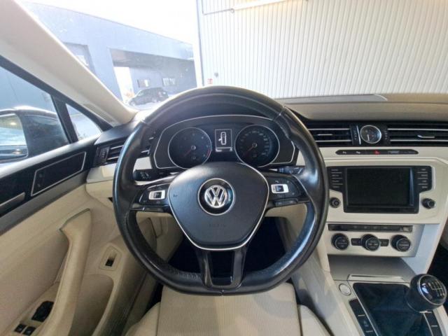 Volkswagen Passat Sw image 4