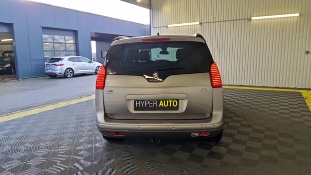Peugeot 5008 image 4