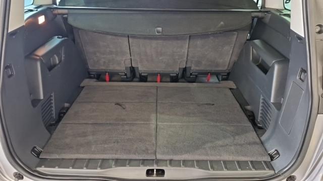 Peugeot 5008 image 6