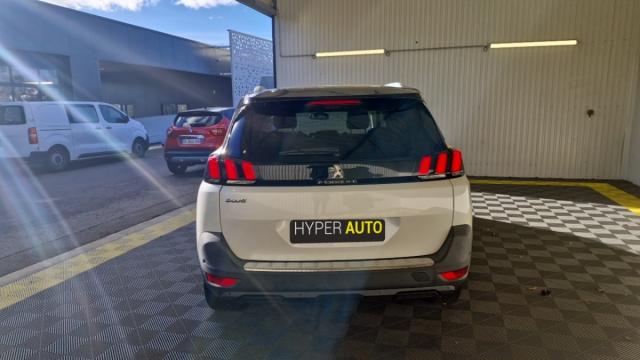 Peugeot 5008 image 7