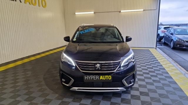Peugeot 5008 image 1