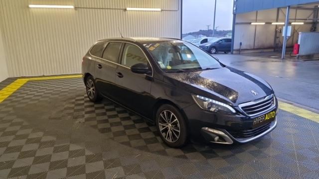 Peugeot 308 image 2
