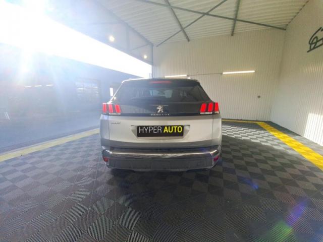 Peugeot 3008 image 2