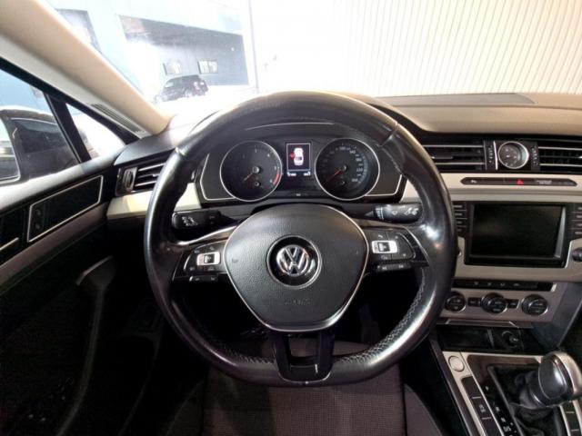 Volkswagen Passat image 3